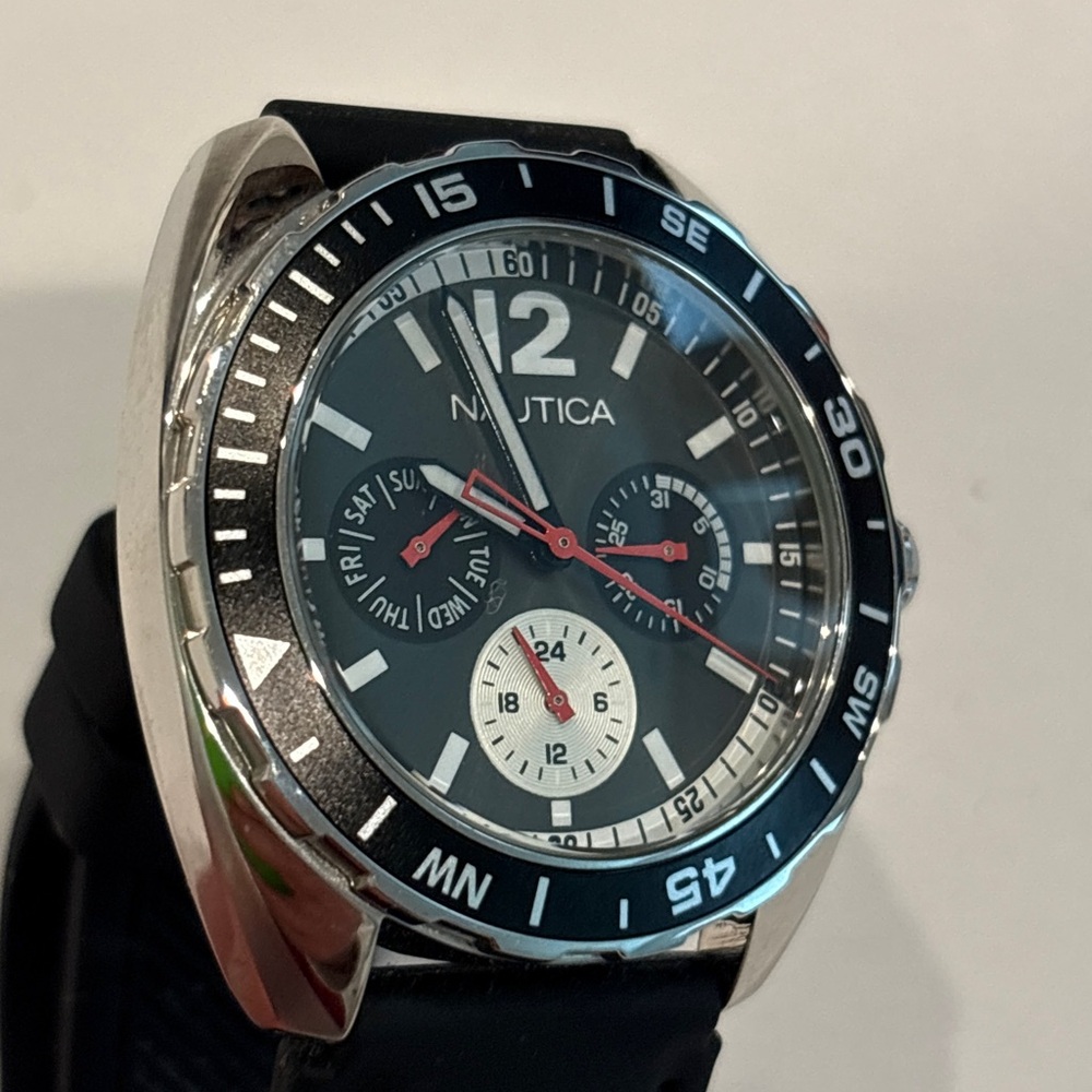 Nautica sports Black and Silver Watch